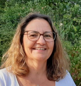 Photo praticienne 1 284x300