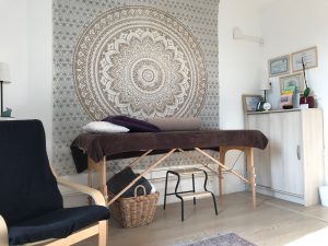 cabinet photo salle table massage 1 300x225