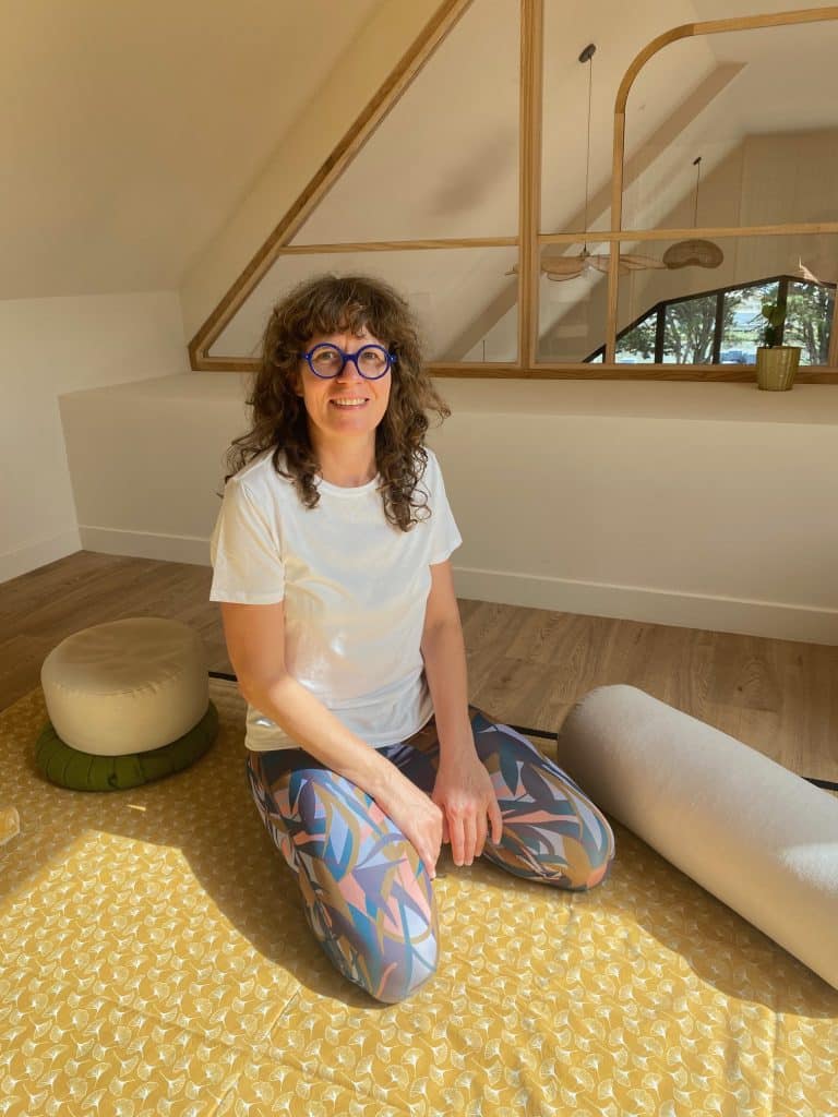 diana petit sarkanj gyane herouville shiatsu yoga 768x1024