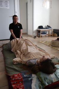 shiatsu futon 2 1 200x300